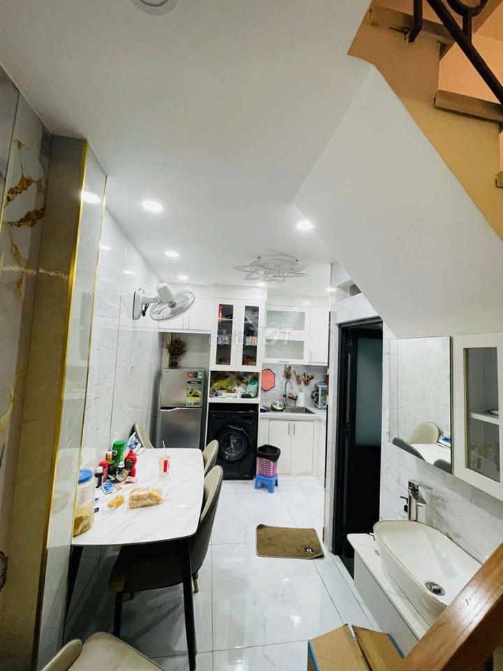Nhà mới đẹp giá 3ty nhỉnh à