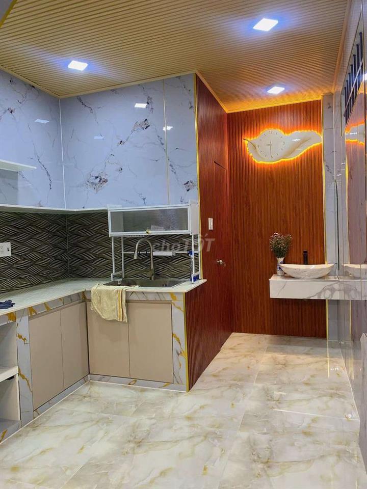 NGUYÊN CĂN Nhà mới đầy đủ nội thất 