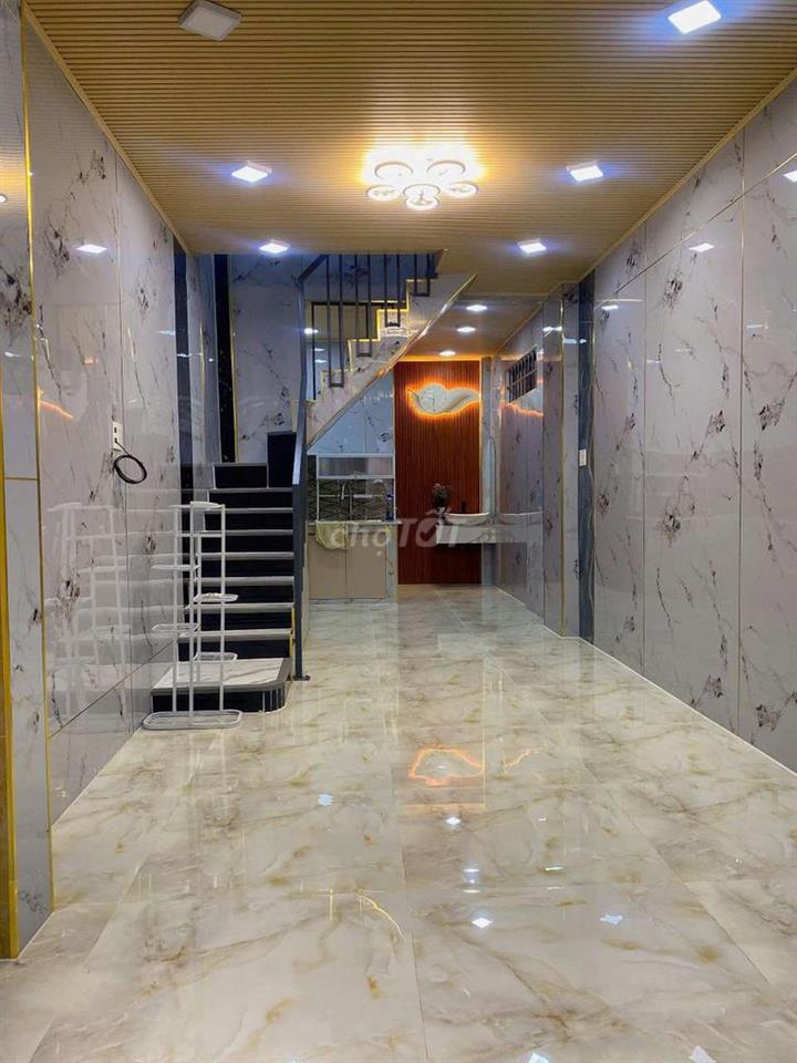 NGUYÊN CĂN Nhà mới đầy đủ nội thất 