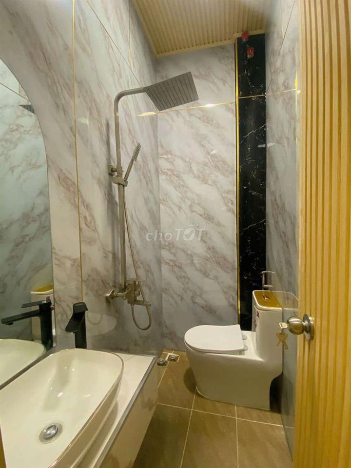 NGUYÊN CĂN Nhà mới đầy đủ nội thất 