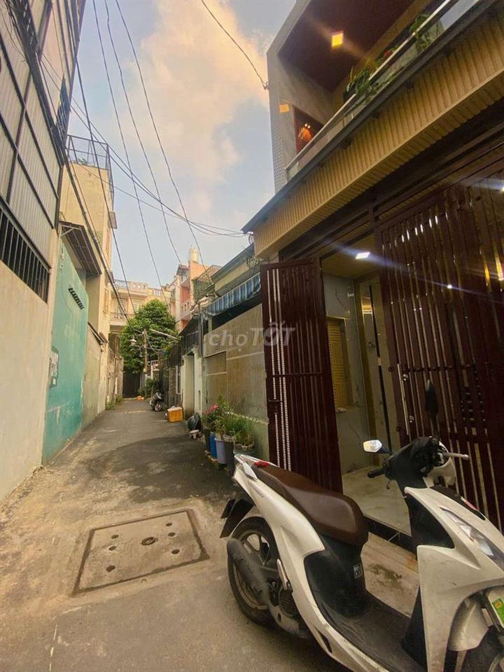 NGUYÊN CĂN Nhà mới đầy đủ nội thất 