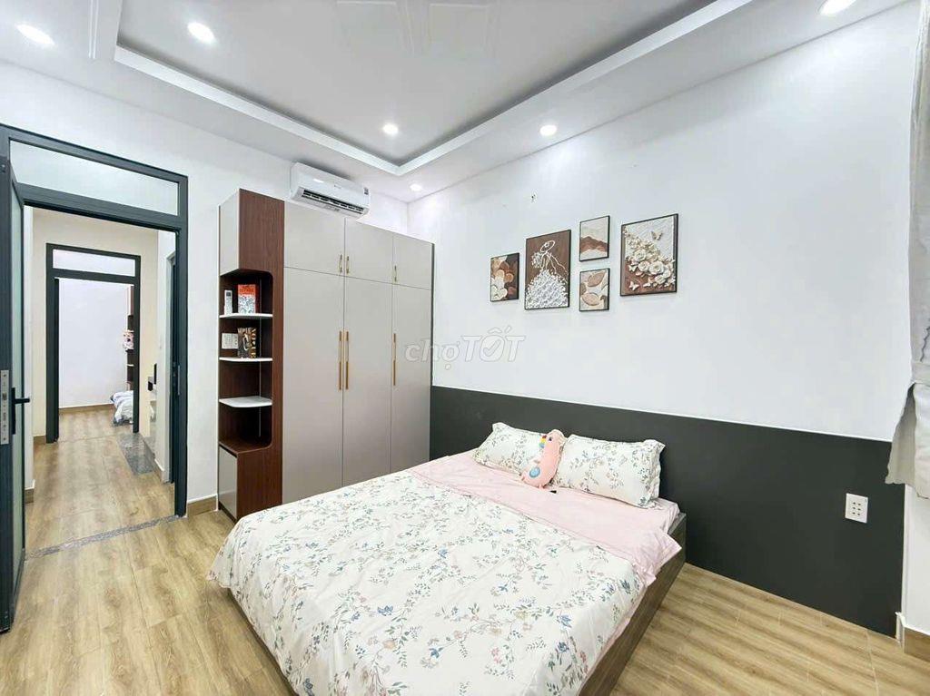 căn nhà 3 lầu 3 phòng ngủ giá mềm èo luôn