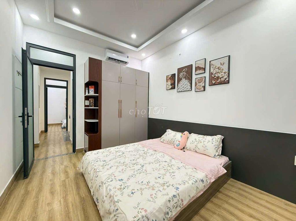 căn nhà 3 lầu 3 phòng ngủ giá mềm èo luôn