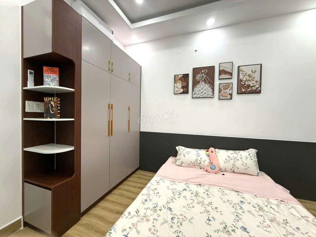 căn nhà 3 lầu 3 phòng ngủ giá mềm èo luôn
