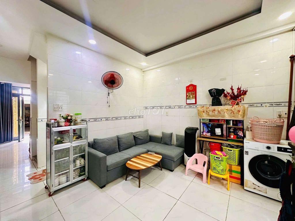 CĂN NHÀ 2 LẦU 4PN GIÁ TỐT QUÁ