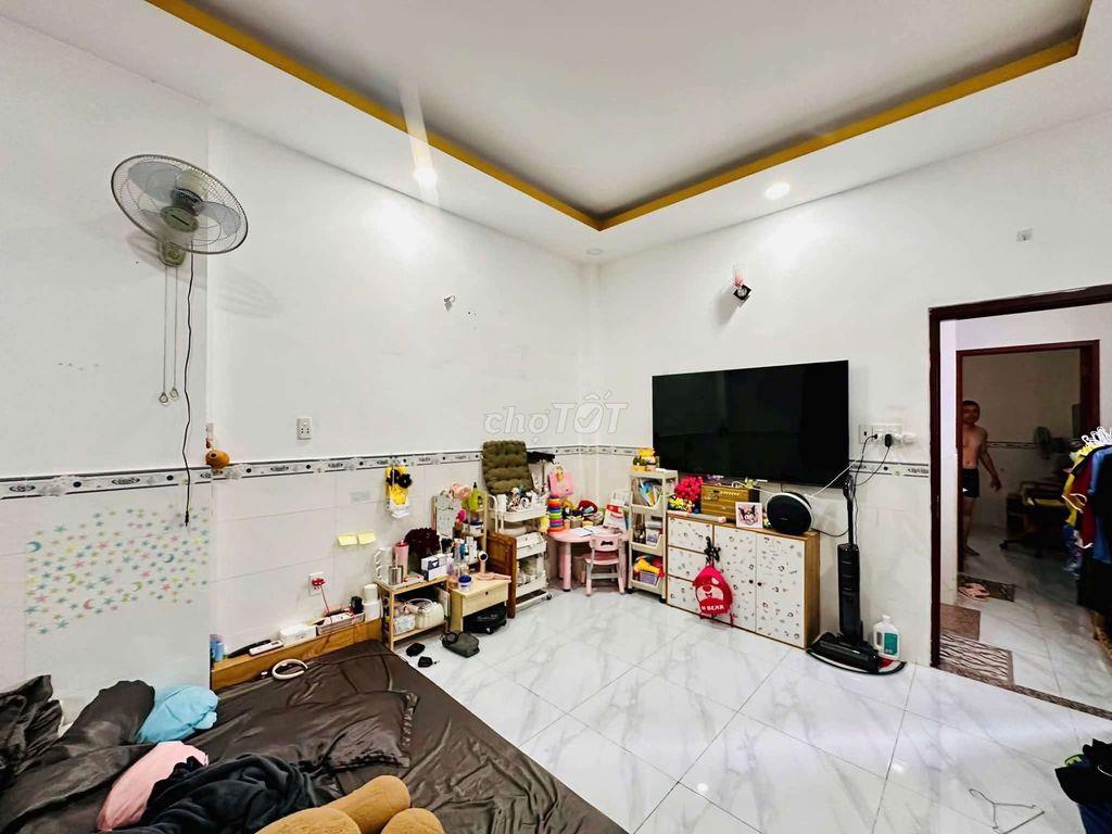 CĂN NHÀ 2 LẦU 4PN GIÁ TỐT QUÁ