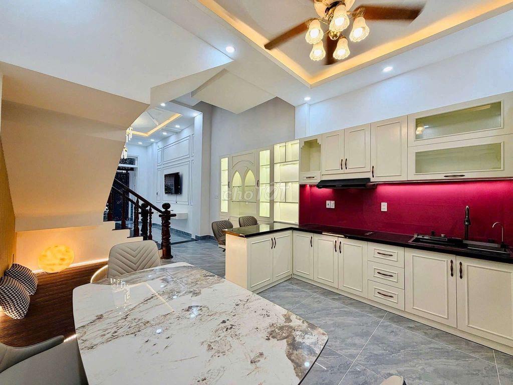 Cần bán nhà hẻm xe hơi
