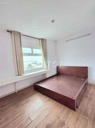 Bán Gấp cc Gia Phát căn góc 75m2,2pn,2wc full nt 4,3tỷ