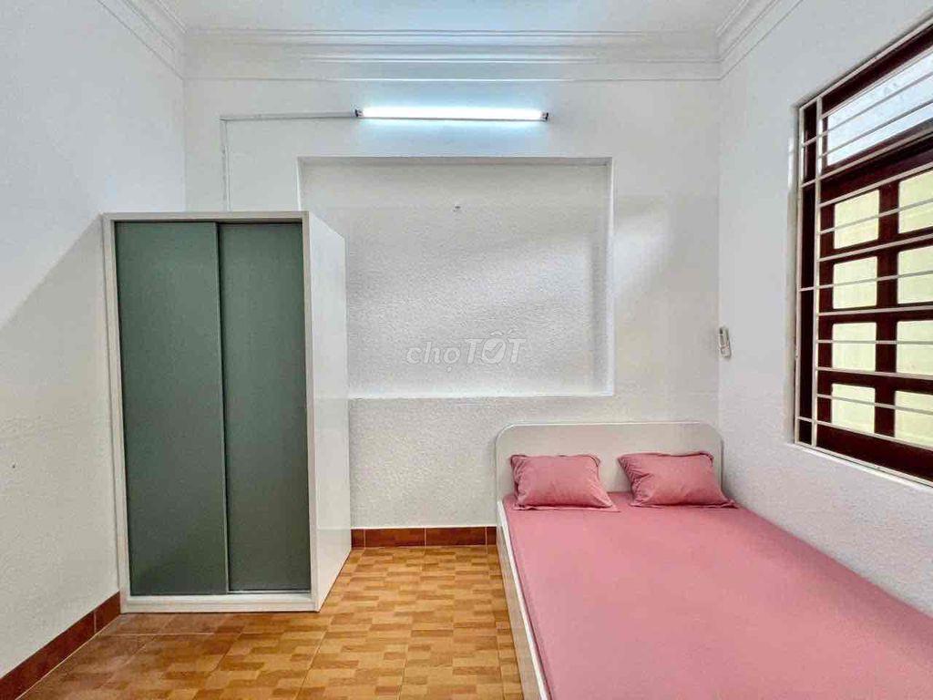 CHO THUÊ 2 PHÒNG NGỦ BAN CÔNG + CỬA SỔ TRỜI SIÊU THOÁNG MÁT