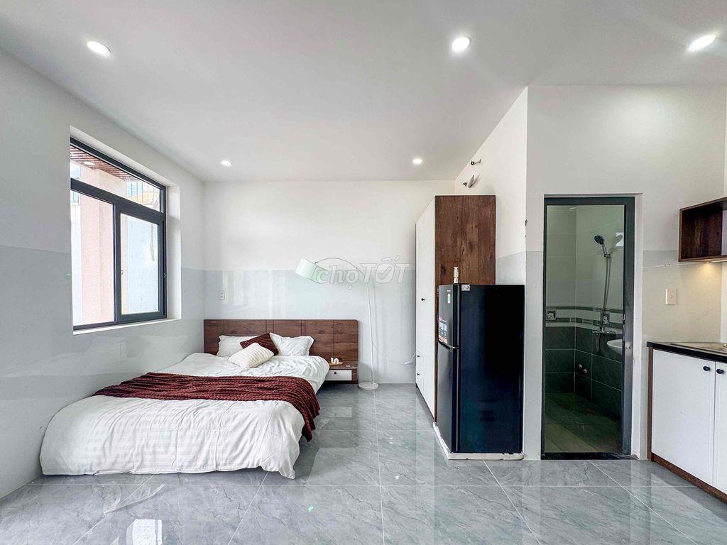 Studio ban công 5 triệu mới xây Full nội thất - Ngay Dương Quảng Hàm