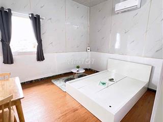 CĂN HỘ 1 PHÒNG NGỦ FULL NỘI THẤT, CỬA SỔ TRỜI