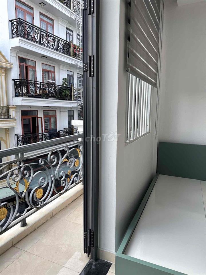 CĂN HỘ FULL NỘI THẤT CÓ BAN CÔNG TẠI TRUNG TÂM GÒ VẤP