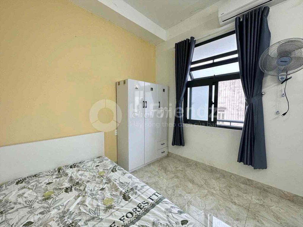CĂN HỘ BAN CÔNG CỬA SỔ LỚN Ở GÒ VẤP