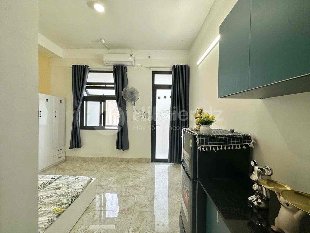 CĂN HỘ BAN CÔNG CỬA SỔ LỚN Ở GÒ VẤP