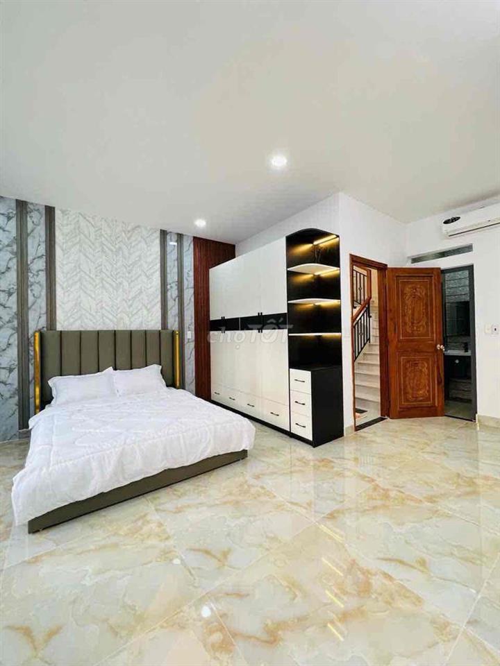 CĂN HỘ NỘI THẤT MỚI MỚI NẰM TRUNG TÂM QUẬN GÒ VẤP