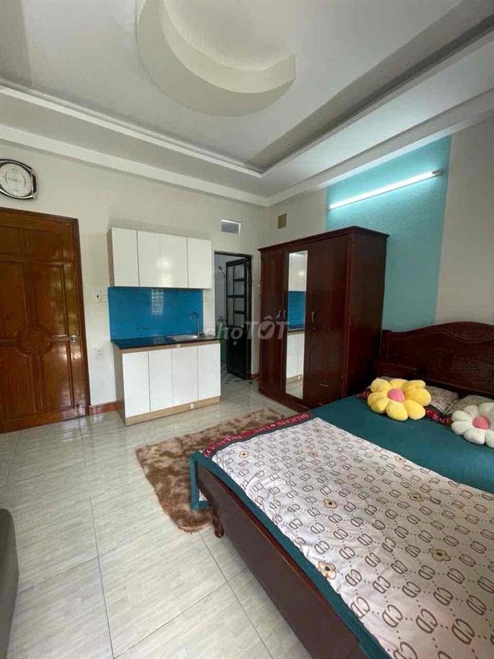 CĂN HỘ FULL NỘI THẤT BAN CÔNG LỚN