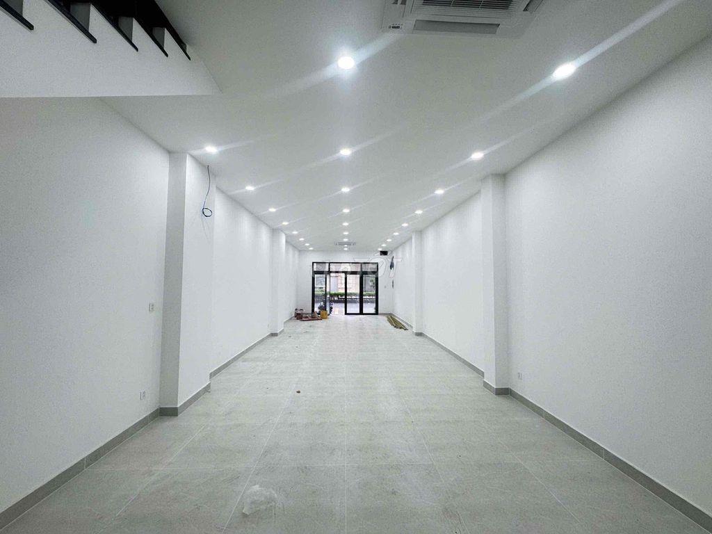 nhà phố Cityland Parkhills Gò Vấp 1 trệt 4 lầu có thang máy