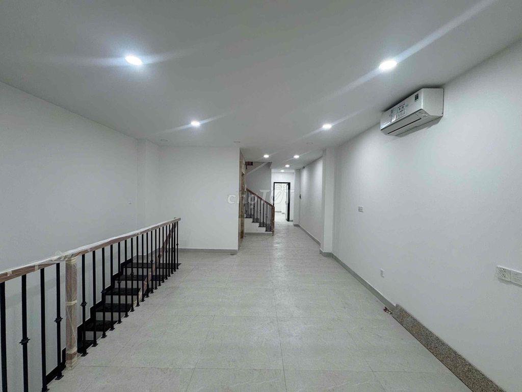 nhà phố Cityland Parkhills Gò Vấp 1 trệt 4 lầu có thang máy