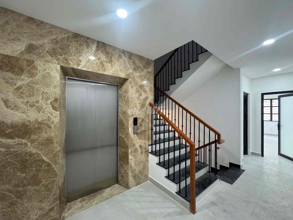 nhà phố Cityland Parkhills Gò Vấp 1 trệt 4 lầu có thang máy