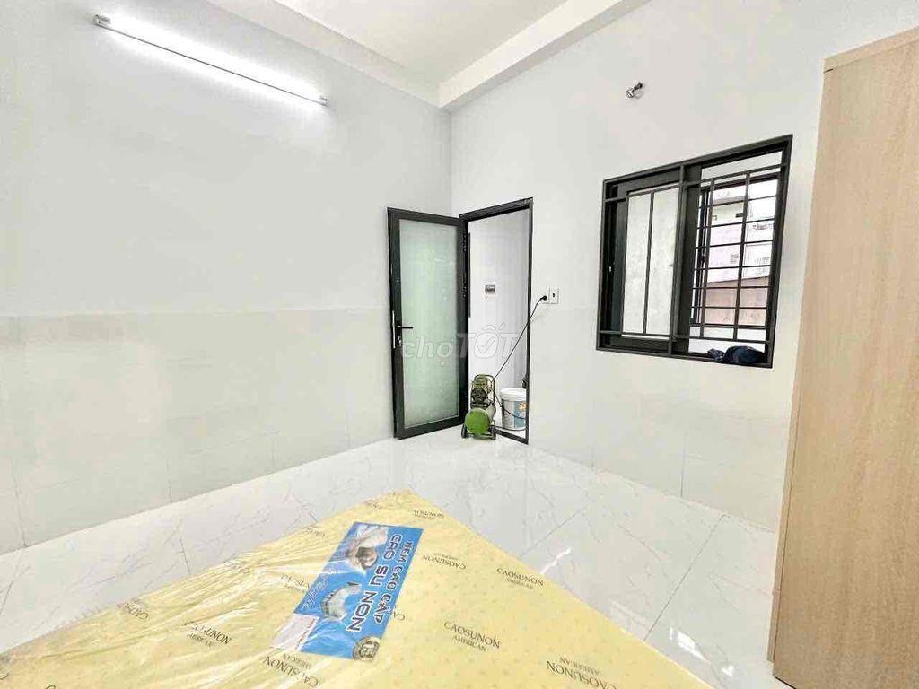 CHO THUÊ PHÒNG CỬA SỔ TRỜI THOÁNG NGAY CÔNG VIÊN PHẦN MỀM QUANG TRUNG