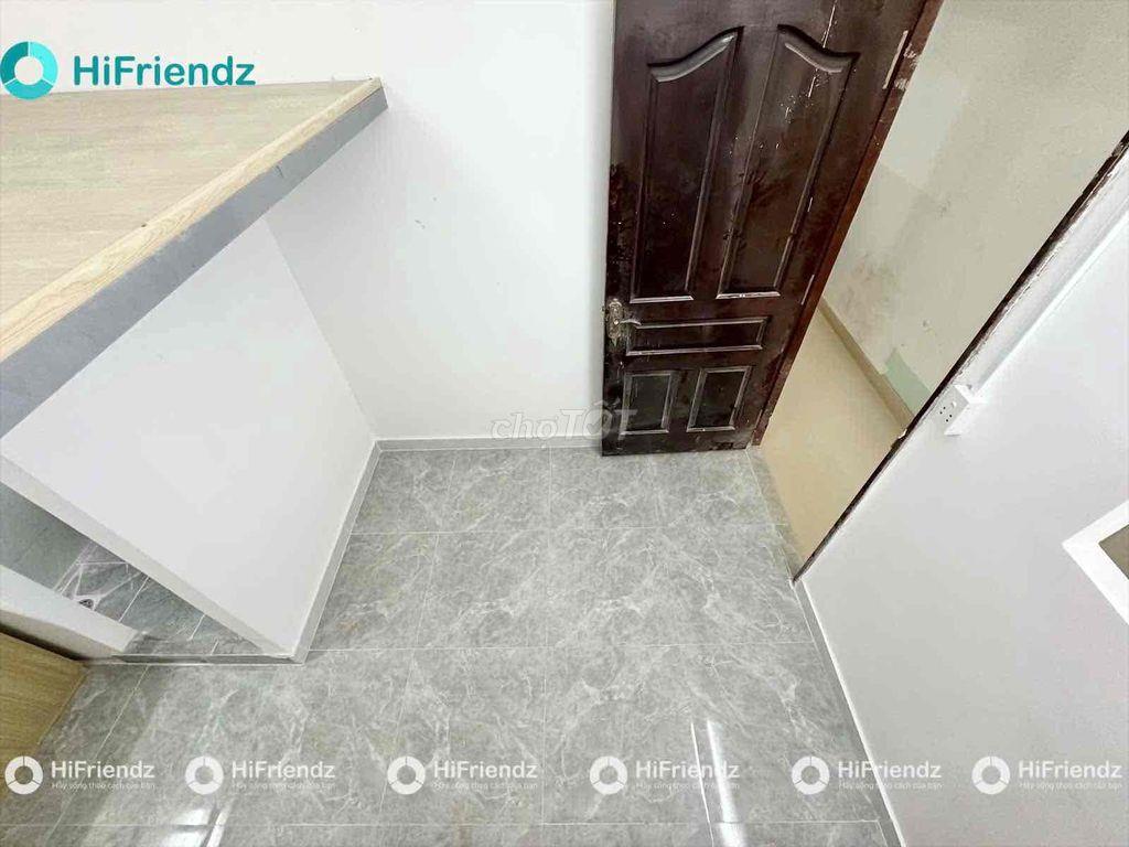 CHO THUÊ PHÒNG MỚI XÂY GÁC CAO BAN CÔNG NGAY EMART PHAN VĂN TRỊ -IUH