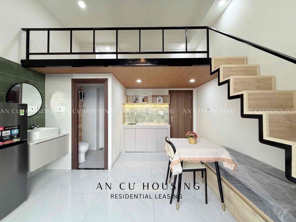 Duplex gác cao MỚI 100% ngay công viên Làng Hoa