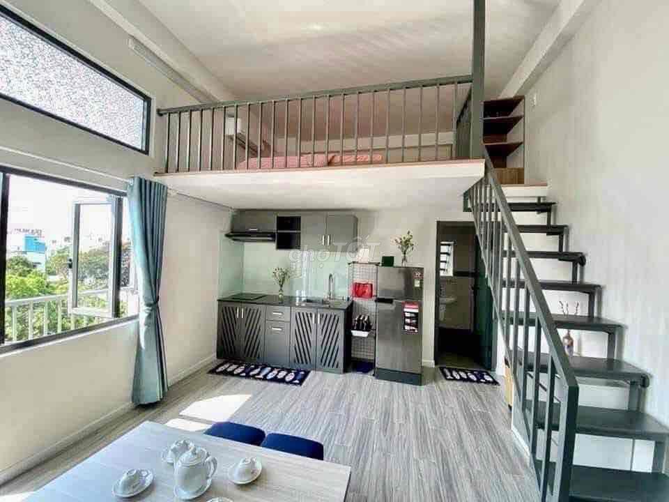 Duplex ban công FULL nội Thất giáp Phạm Văn Đồng
