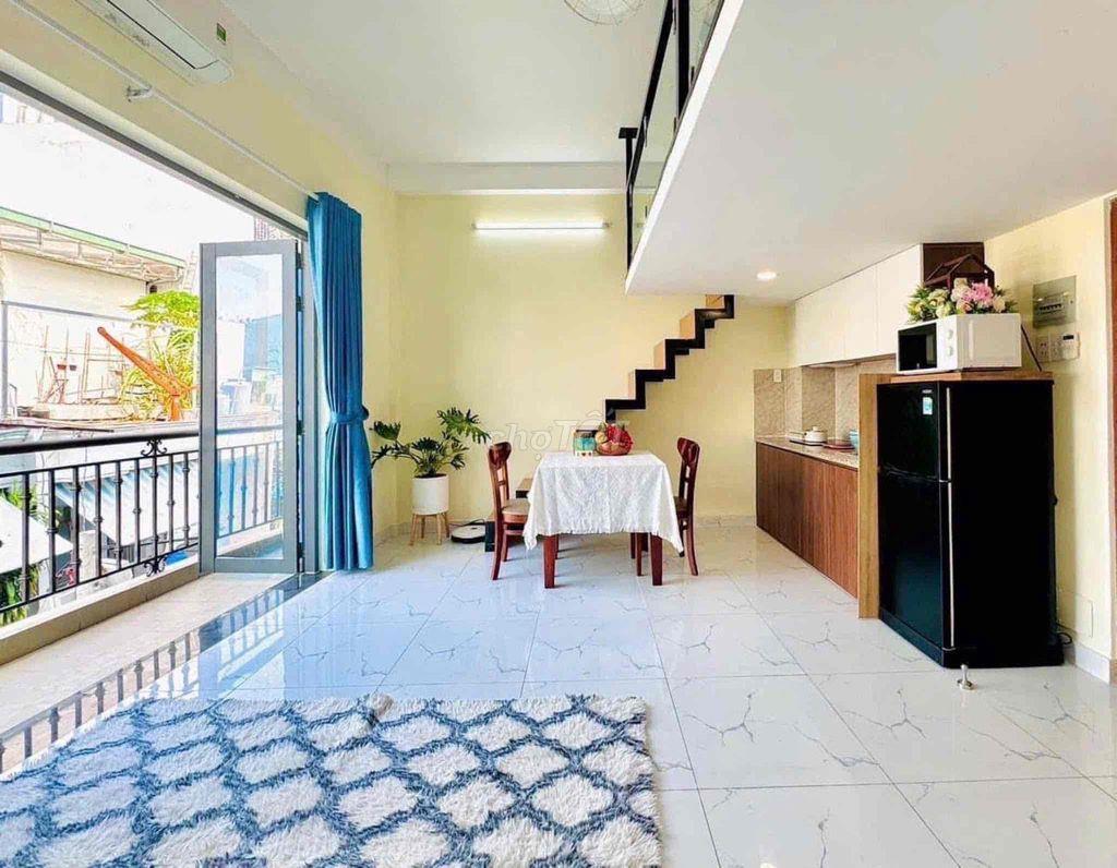 CHO THUÊ PHÒNG DUPLEX BAN CÔNG FULL NỘI THẤT NGAY VLU 🎓