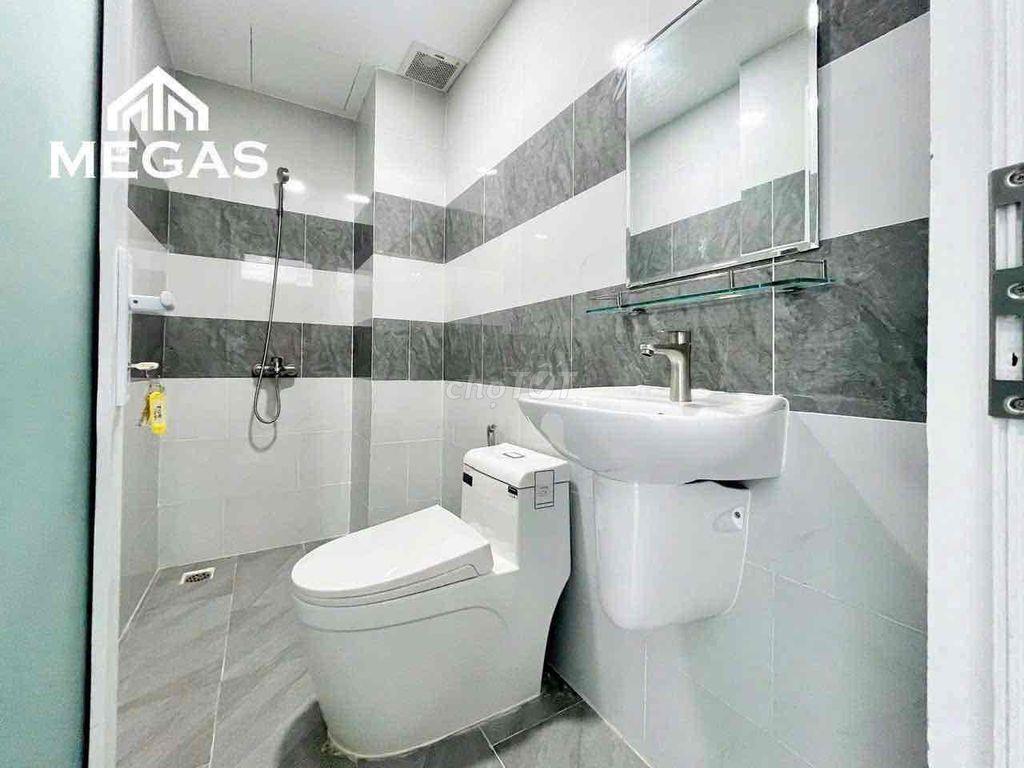 ĐỘC QUYỀN CĂN STUDIO BAN CÔNG NGAY LOTTE MART
