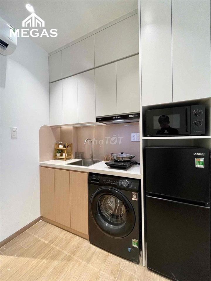 CHDV CAO CẤP BAN CÔNG FULL NT MỚI XÂY GẦN SÂN BAY TSN