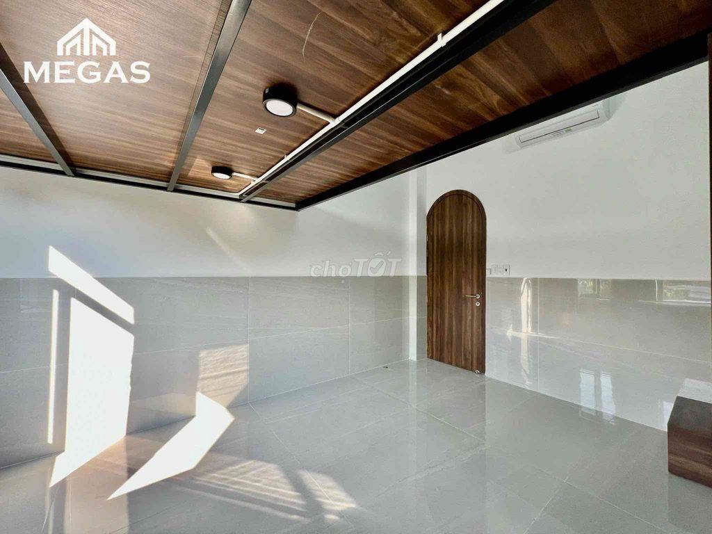 Duplex cửa sổ trời, có máy giặt riêng ngay chợ An Nhơn
