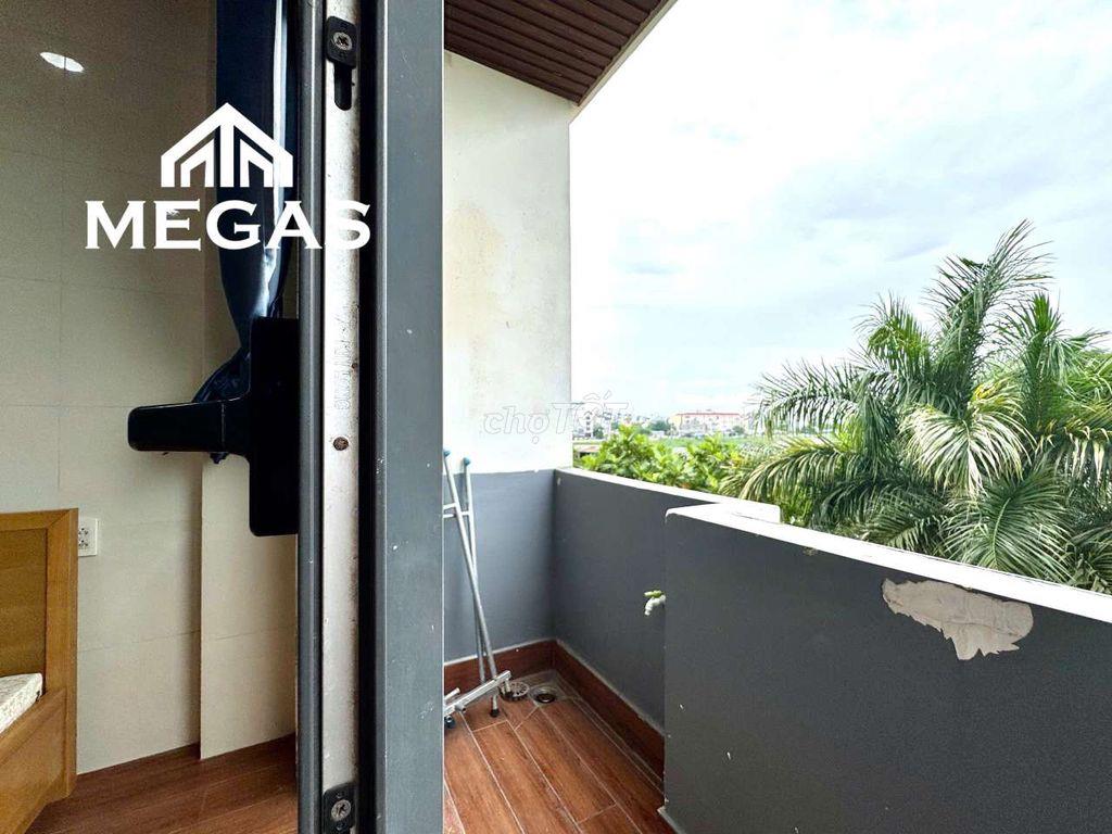 CHDV ĐẦY ĐỦ TIỆN ÍCH BAN CÔNG THOÁNG NGAY CUỐI NGUYỄN OANH