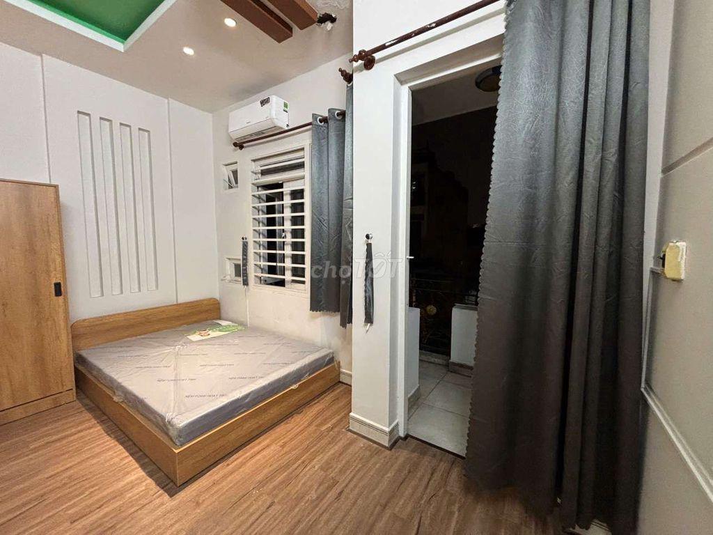 CĂN HỘ FULL NT BAN CÔNG THOÁNG NGAY EMART