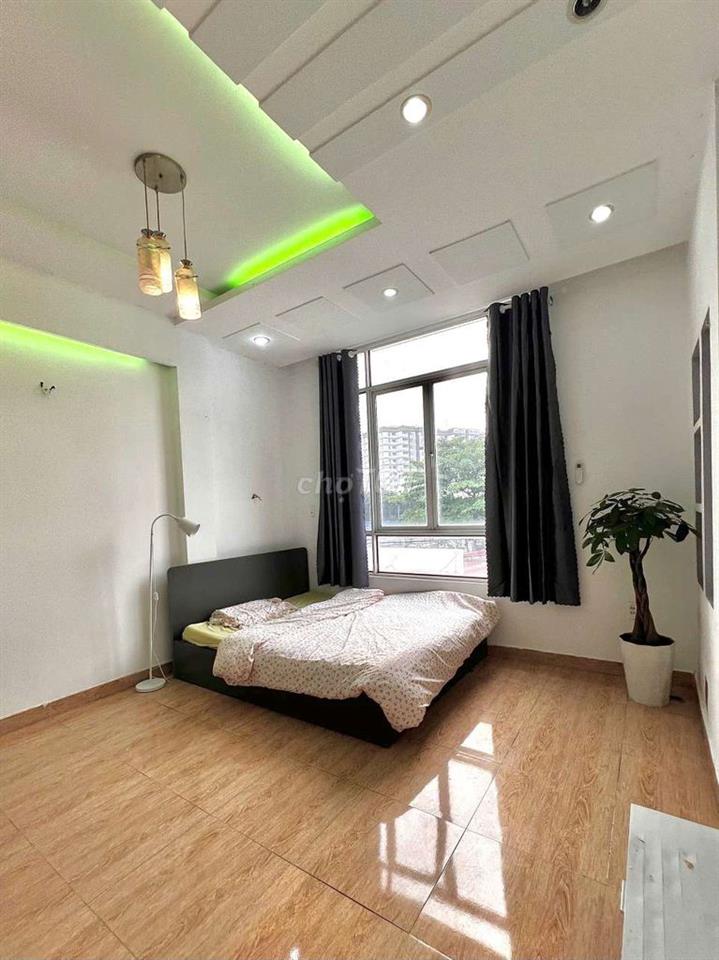 CHDV FULL NỘI THÂT CỬA SỔ THOÁNG NGAY CHỢ THẠCH ĐÀ