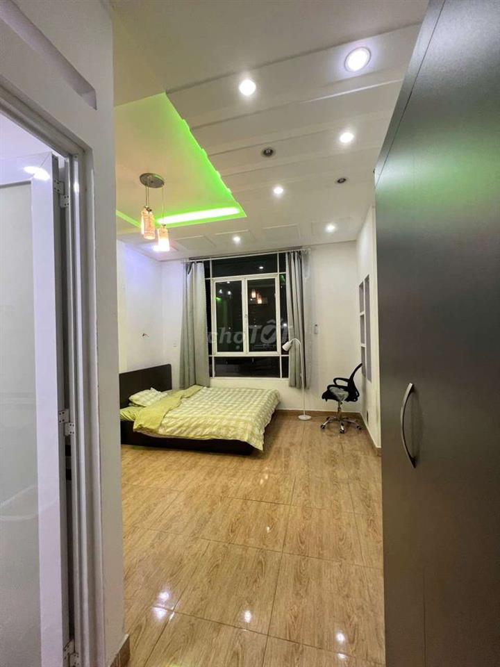 CHDV FULL NỘI THÂT CỬA SỔ THOÁNG NGAY CHỢ THẠCH ĐÀ