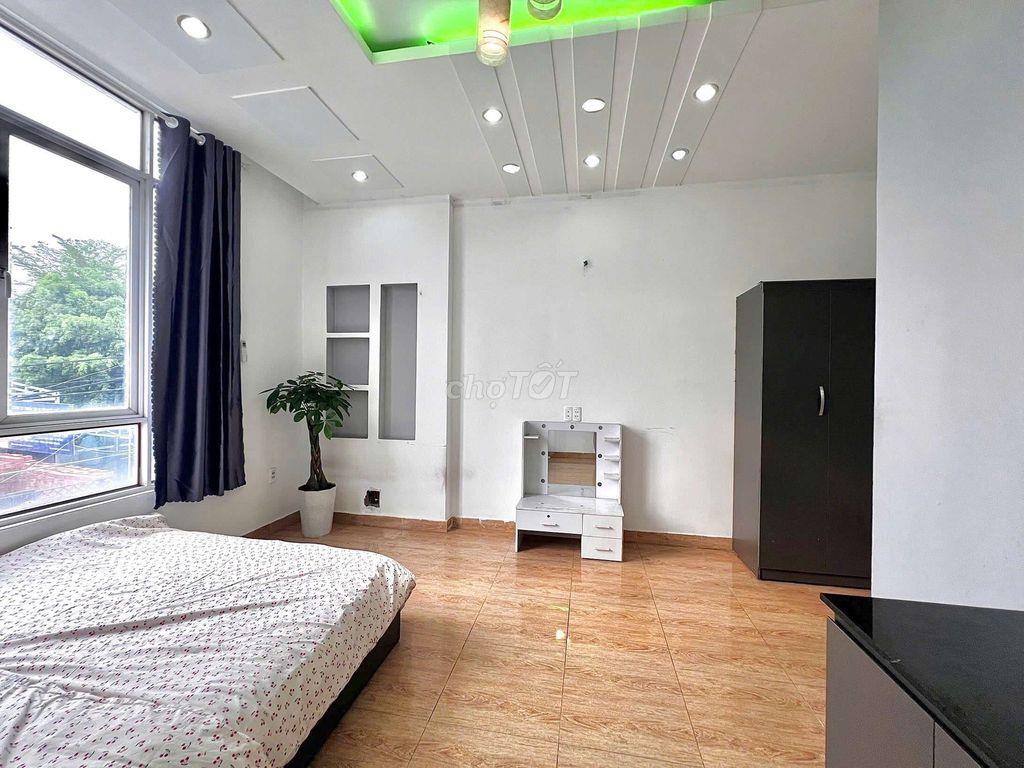 CHDV FULL NỘI THÂT CỬA SỔ THOÁNG NGAY CHỢ THẠCH ĐÀ