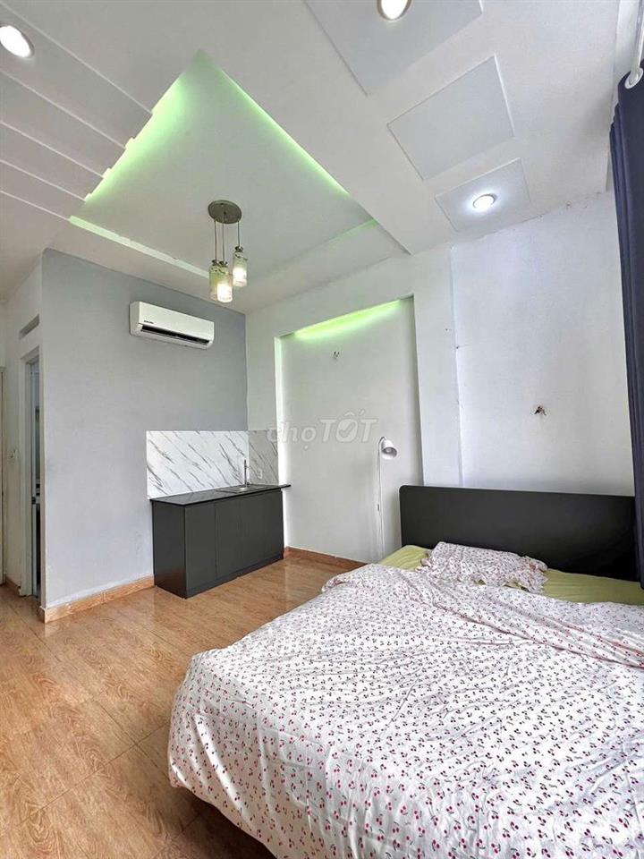 CHDV FULL NỘI THÂT CỬA SỔ THOÁNG NGAY CHỢ THẠCH ĐÀ