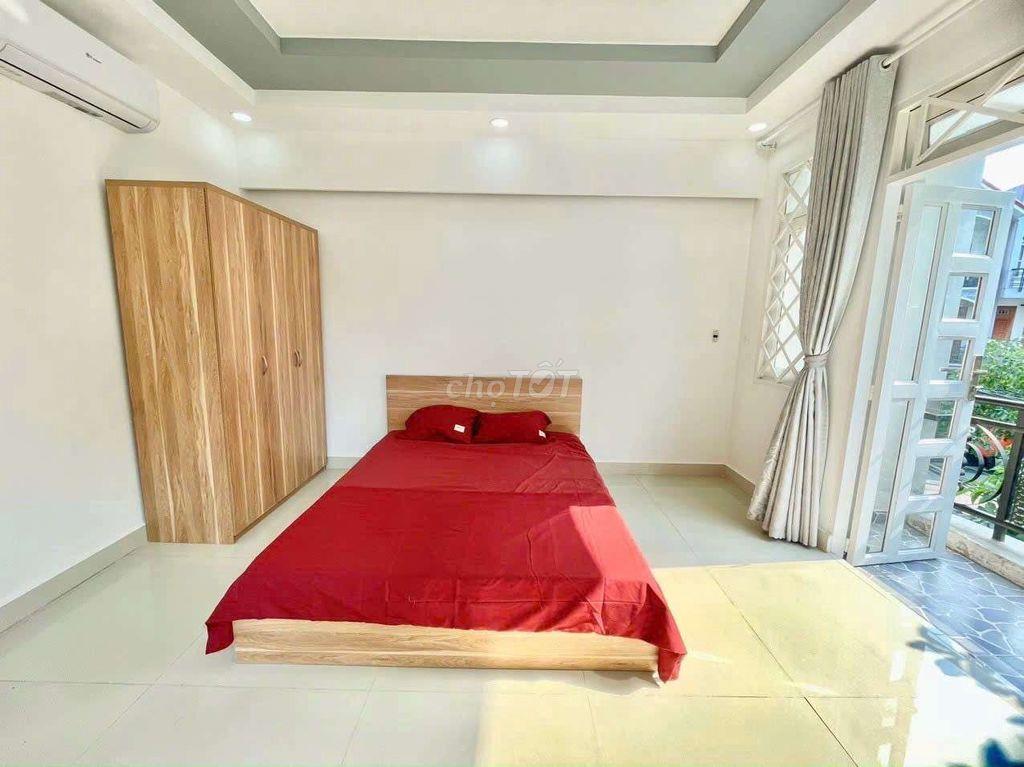CĂN HỘ FULL NT BAN CÔNG SIÊU THOÁNG