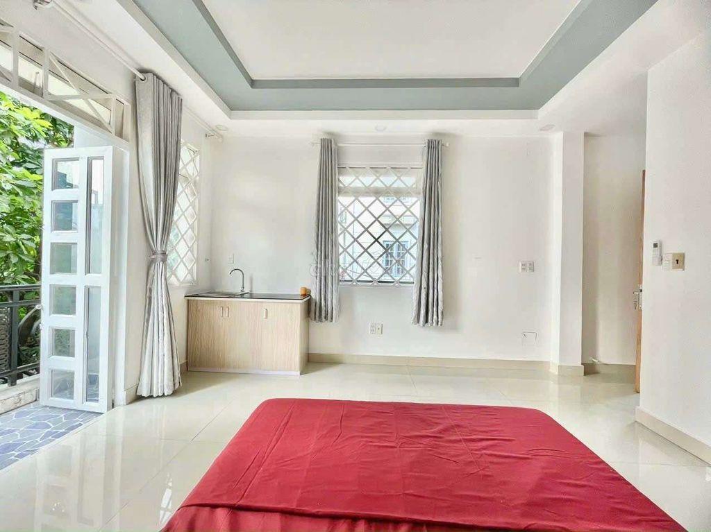 CĂN HỘ FULL NT BAN CÔNG SIÊU THOÁNG