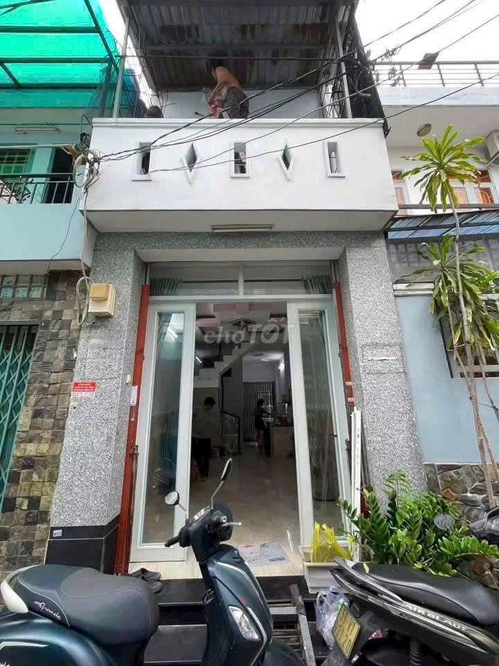 CHO THUÊ NHÀ 1 LẦU 2PN 2WC BANCOL