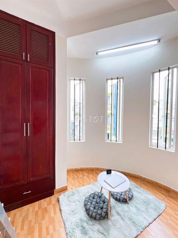 DUPLEX RỘNG THOÁNG 4 CỬA SỔ TRỜI GÁC CAO 