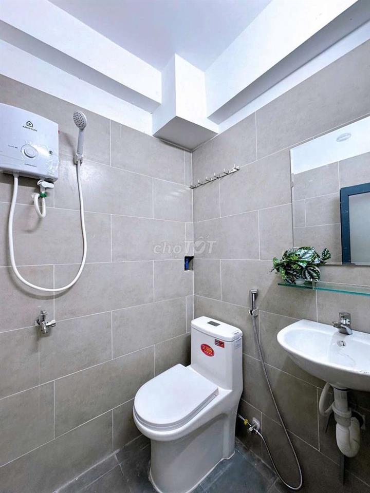 DUPLEX FULL NT 2 KHOING GIAN NGỦ CỬA SỔ TRỜI