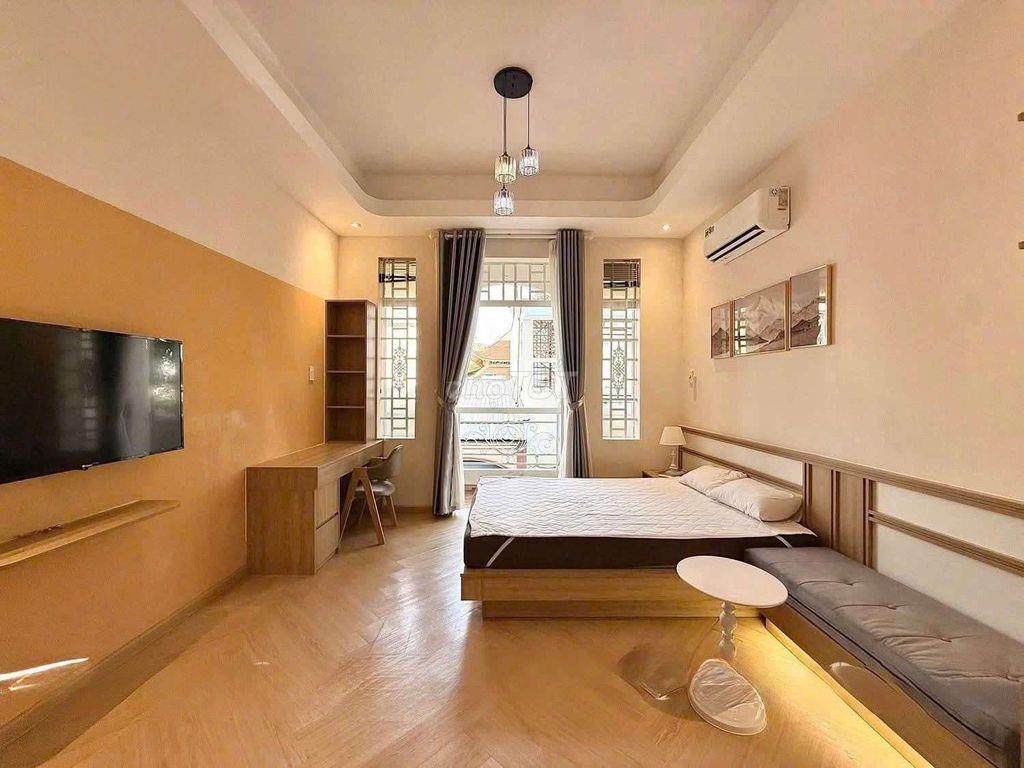 CHDV FULL NỘI THẤT BAN CÔNG THOÁNG