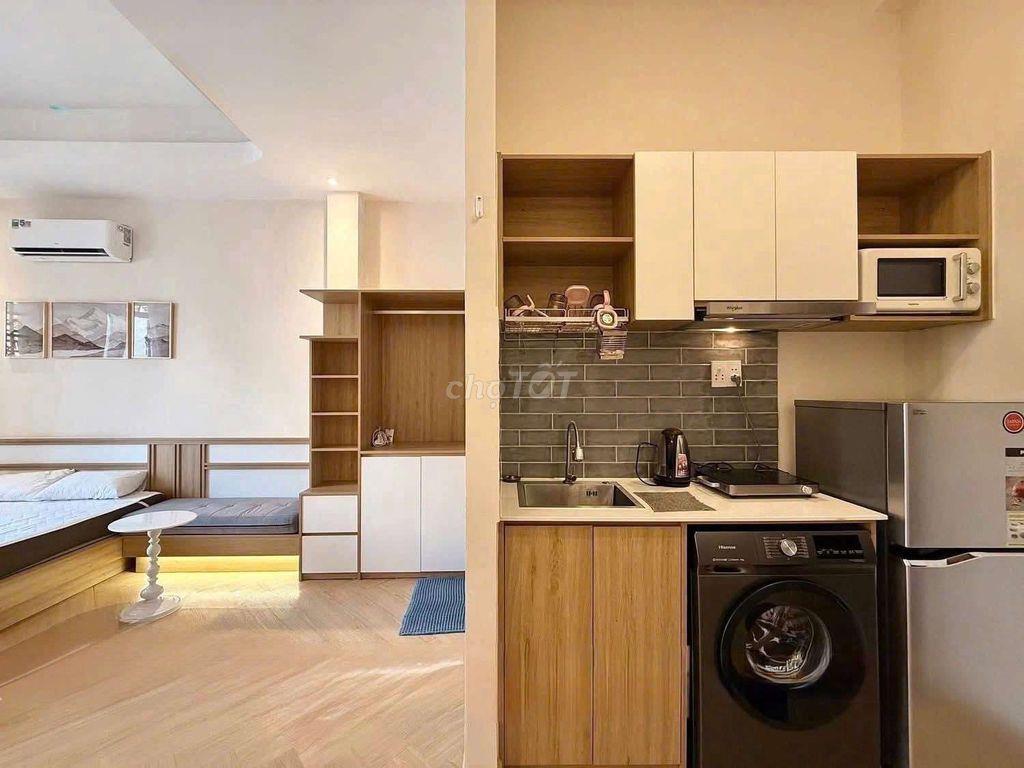 CHDV FULL NỘI THẤT BAN CÔNG THOÁNG