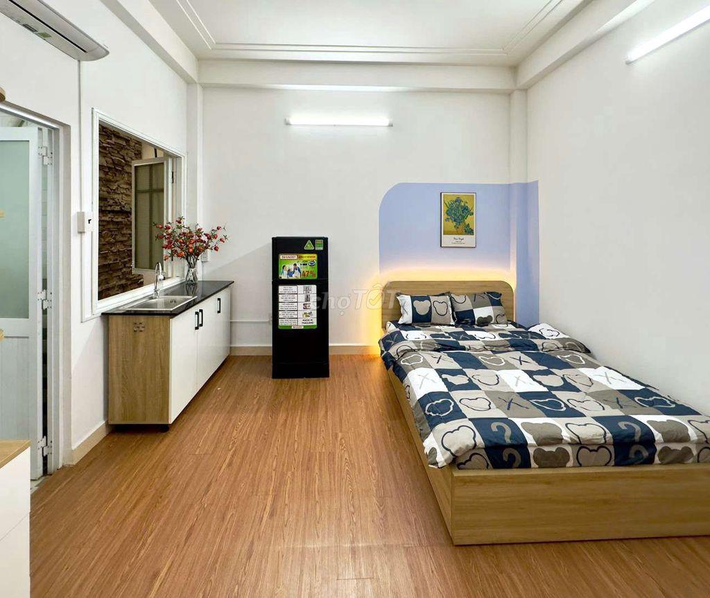 Studio Full nội thất cửa sổ bao thoáng