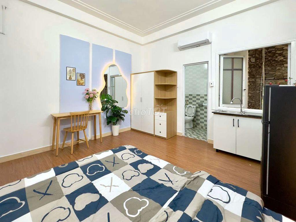 Studio Full nội thất cửa sổ bao thoáng