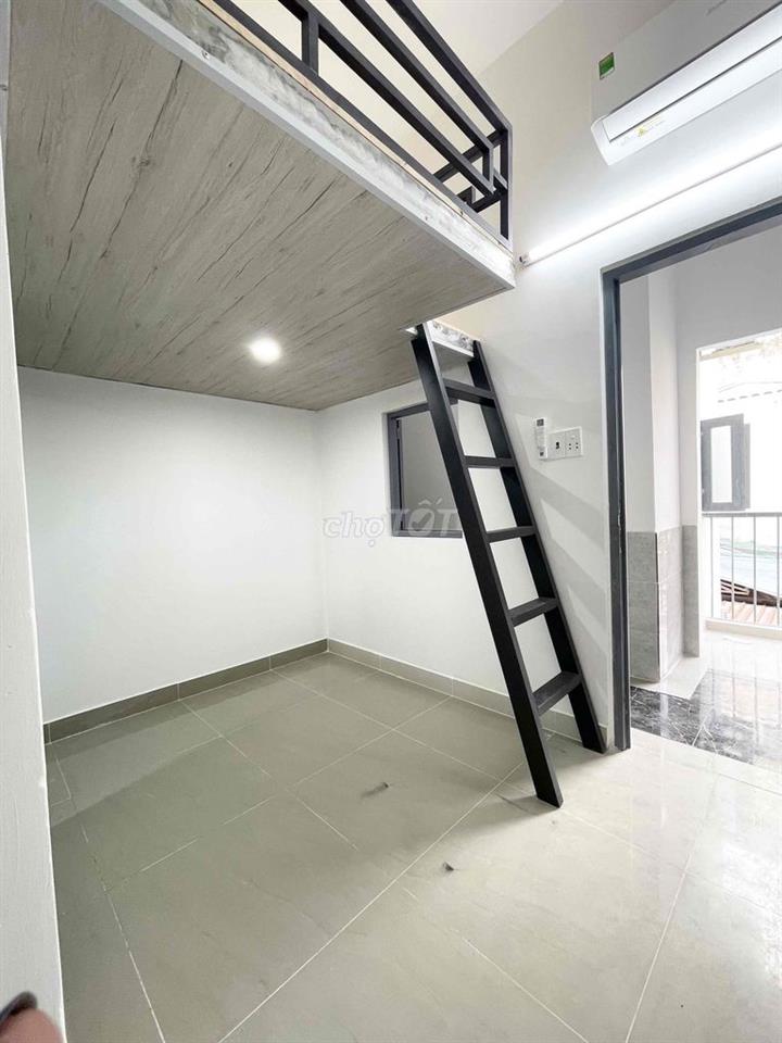 PHÒNG DUPLEX CÓ GÁC NGAY CÔNG VIÊN LÀNG HOA, GÒ VẤP