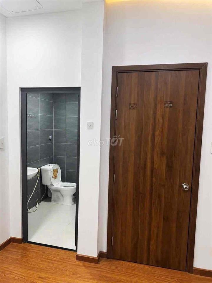 PHÒNG ĐẸP GIÁ TỐT GẦN LOTTE NGUYỄN VĂN LƯỢNG