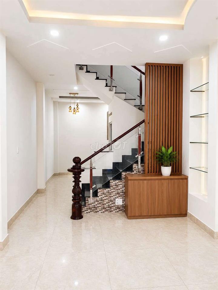 Nhà đẹp có nội thất 3pn 3wc