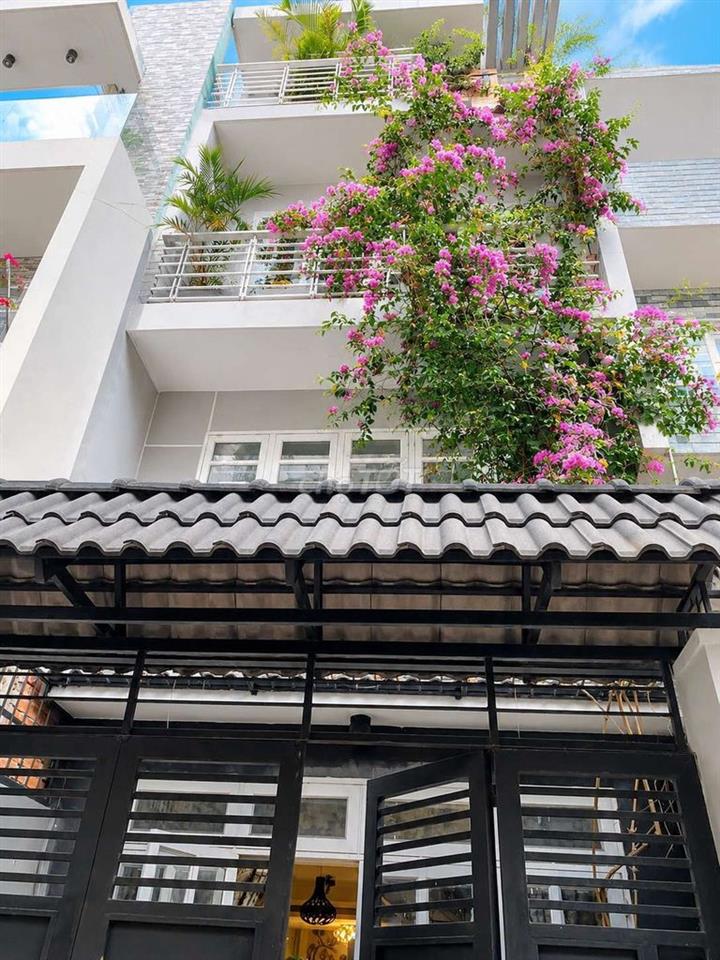 Cho thuê nhà phố ngay trung tâm giá rẻ